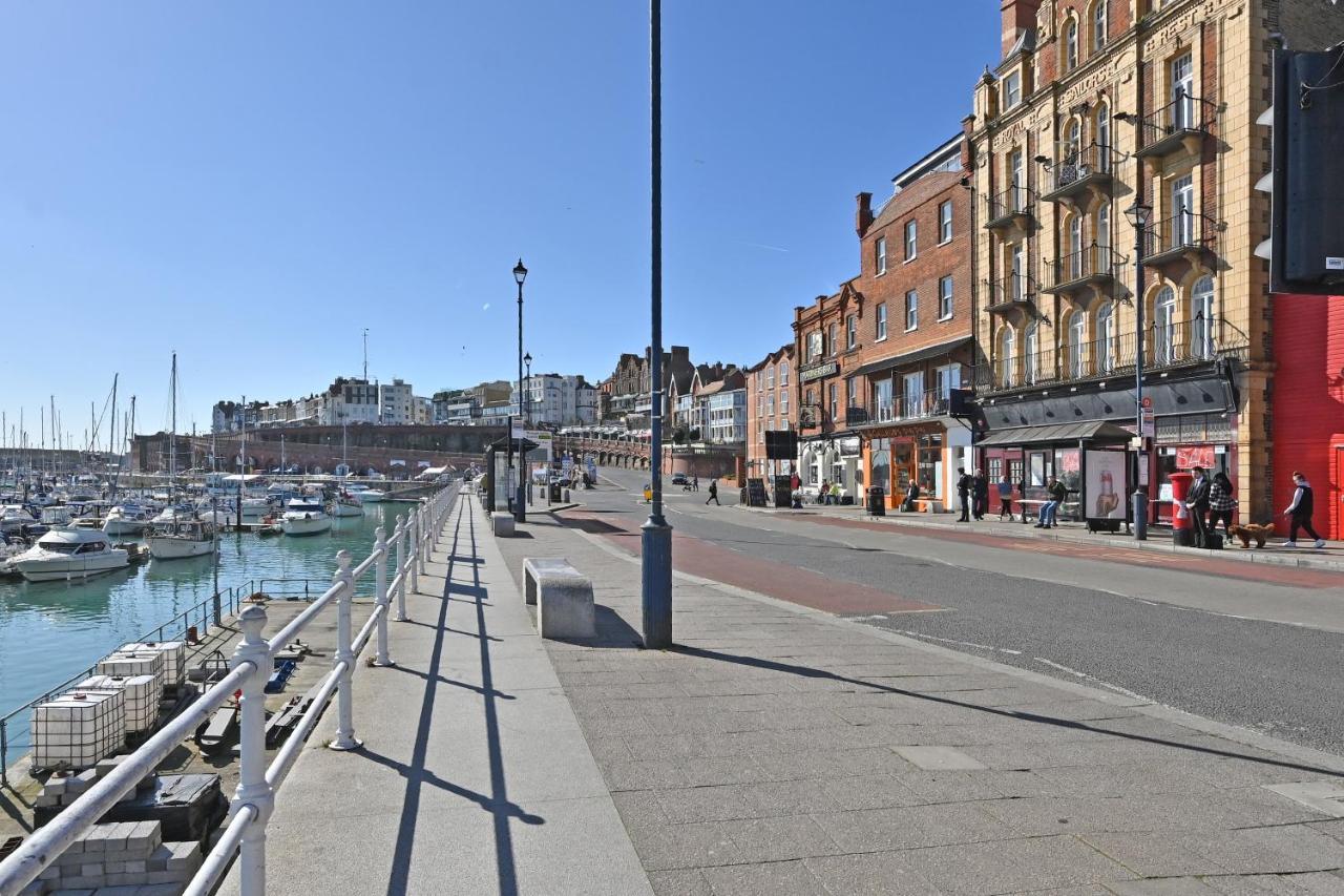Spacious Designer 2Br Executive Apt, Near Beach & Marina, Central Location Ramsgate Extérieur photo