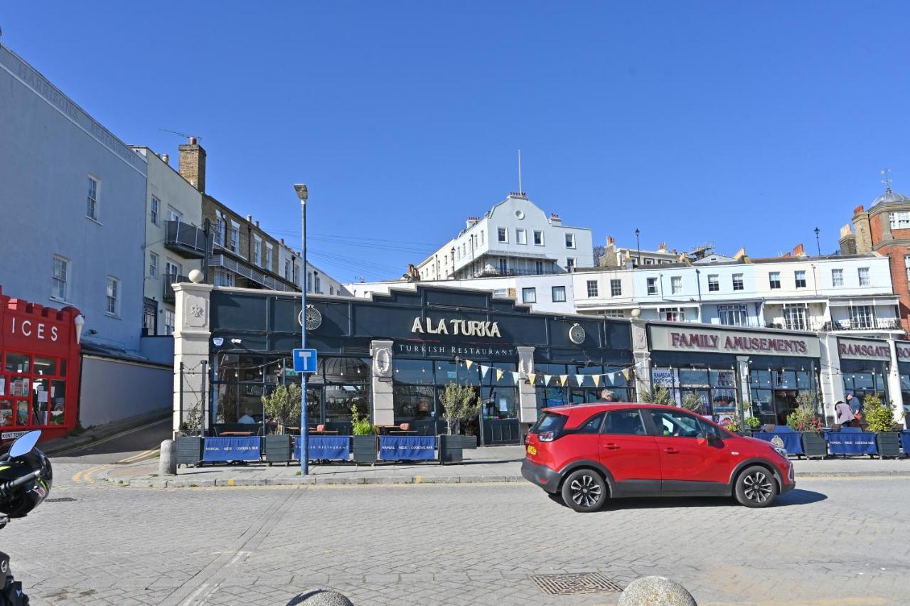 Spacious Designer 2Br Executive Apt, Near Beach & Marina, Central Location Ramsgate Extérieur photo