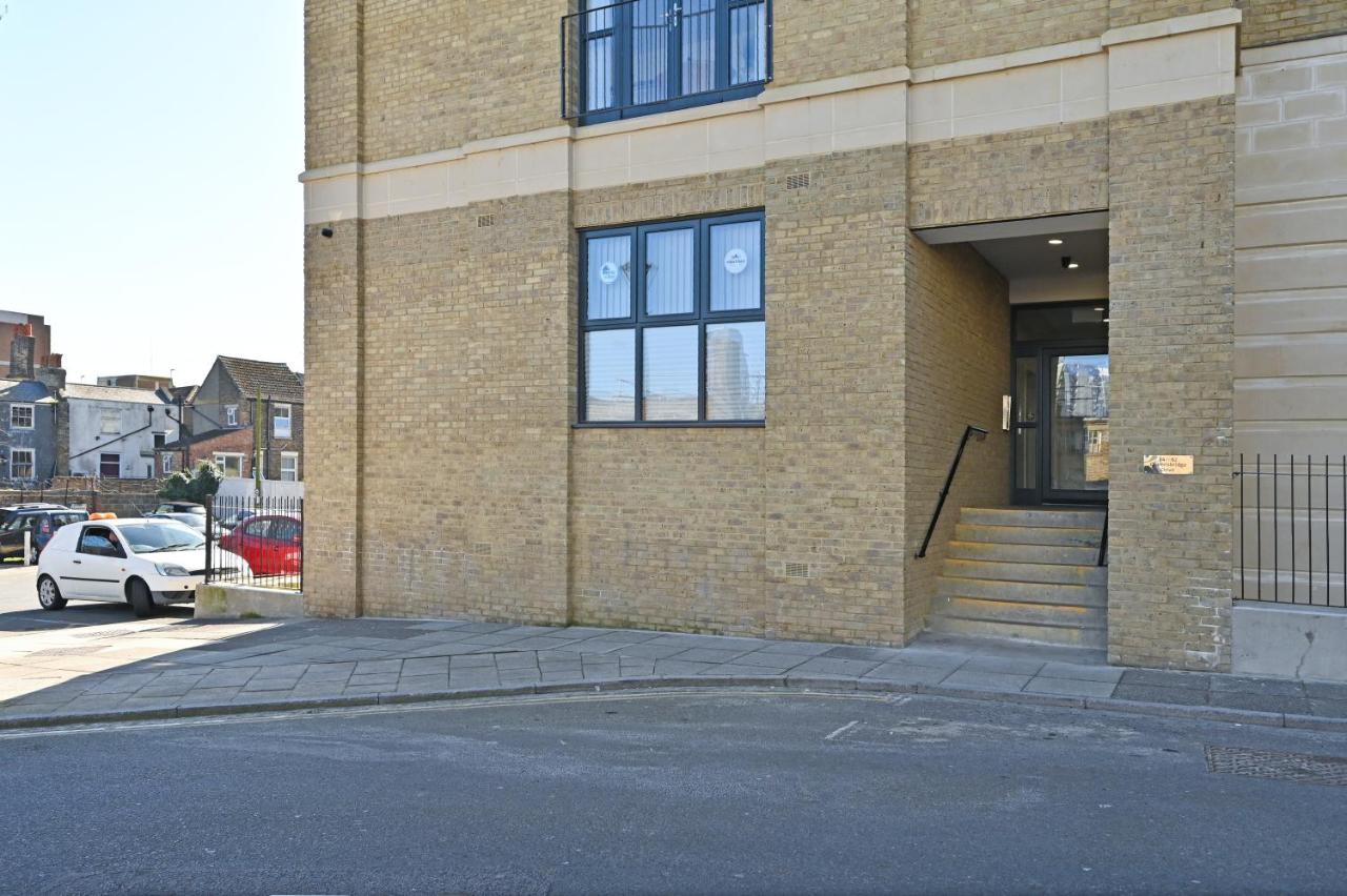 Spacious Designer 2Br Executive Apt, Near Beach & Marina, Central Location Ramsgate Extérieur photo