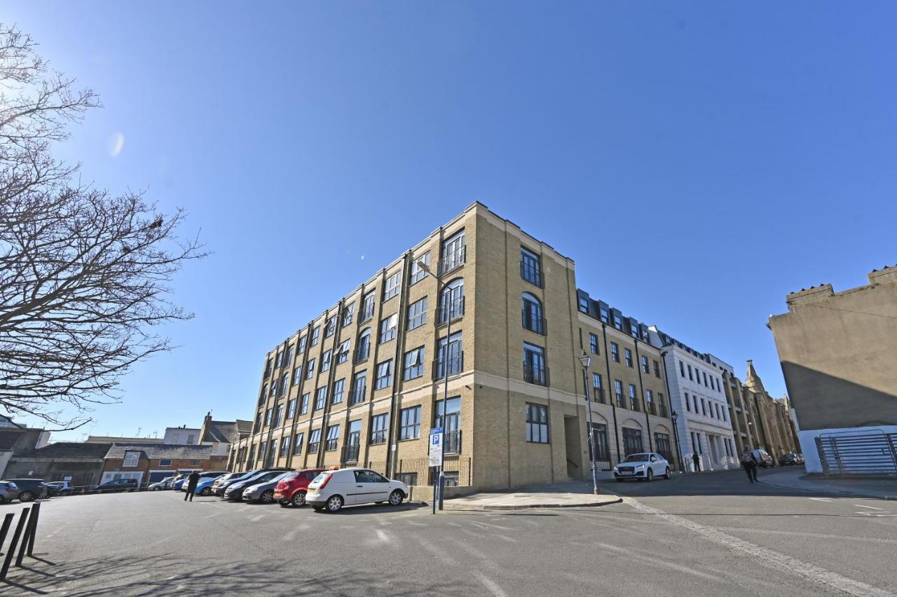 Spacious Designer 2Br Executive Apt, Near Beach & Marina, Central Location Ramsgate Extérieur photo